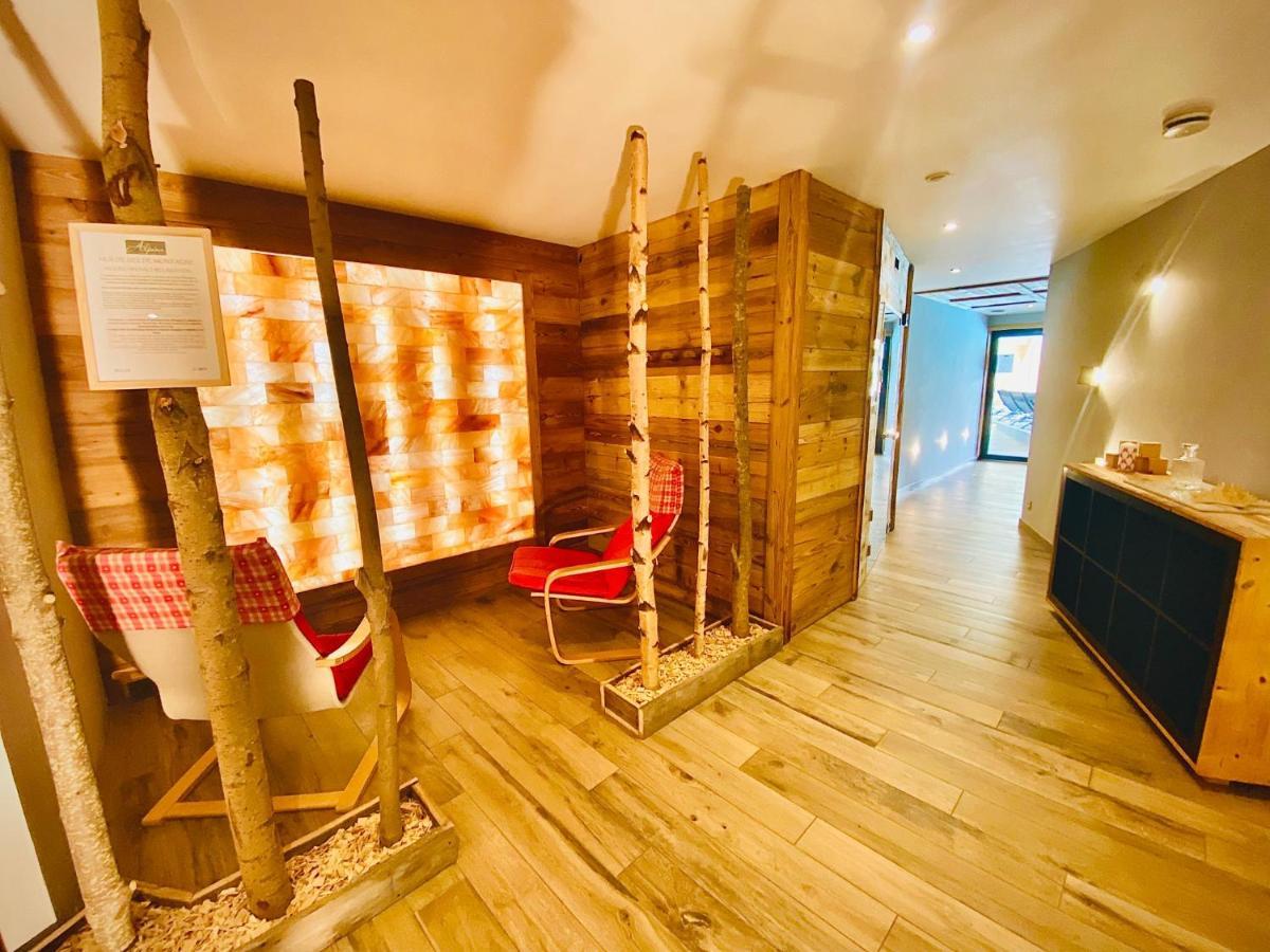 阿尔皮纳小木屋酒店 莫尔济讷 外观 照片